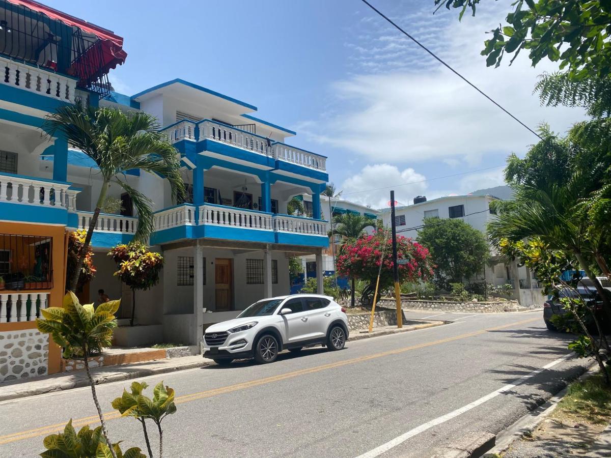 Beachfront Apartment, Quiet 4 Beds, 1 Bath, Ac, Wi-Fi, Hot Water, In Paraiso Near Los Patos Esterno foto